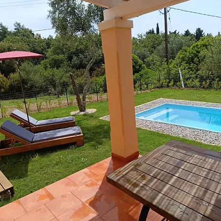 Villa Epta Karpi Complex Of 7 Luxury Skriperon